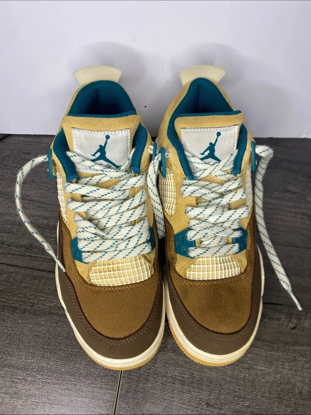Jordan Men’s Brown, Tan & Teal Retro Basketball Sneakers